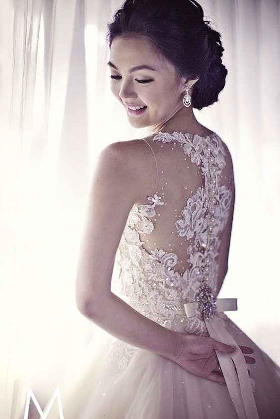 Espaldas de vestidos de novia