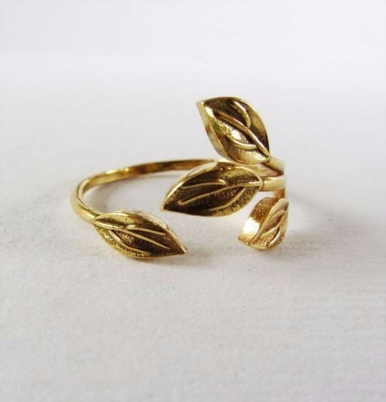 Argollas con hojas