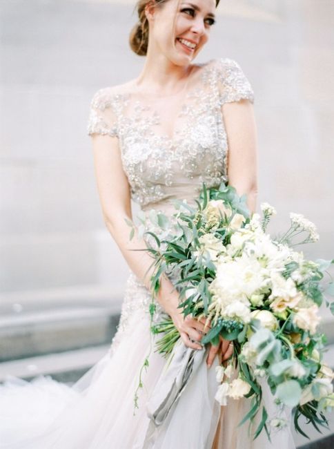 Vestidos de novia color gris