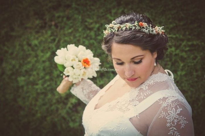 Corona de flores novia