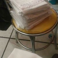 servilletas que de manera tradicional mi madre bordo y tejió!!