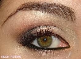 Maquillaje en dorado