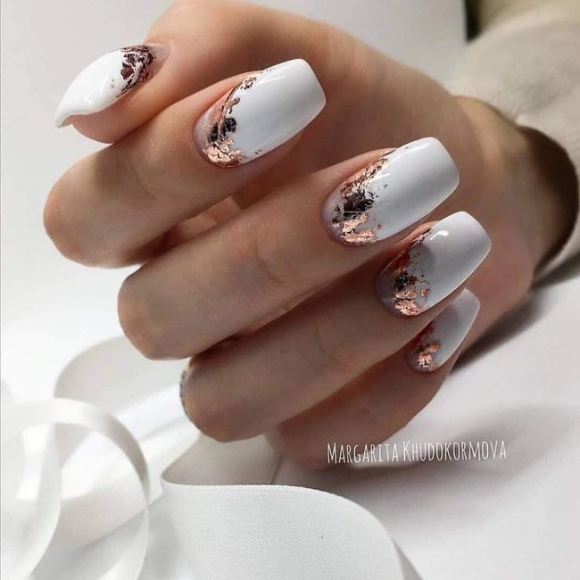 ¿Qué tipo de manicura prefieres para ese gran día?👰💅 6