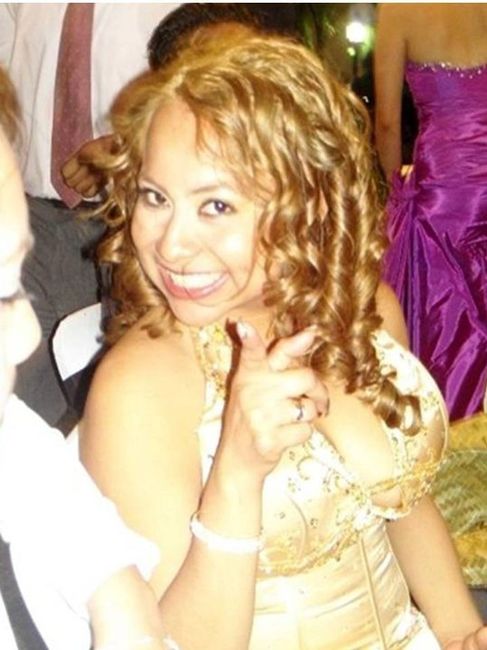 LA RUBIAAA EN LA GRADUACION