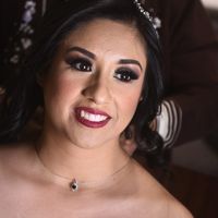 Me encantó mi maquillaje y peinado