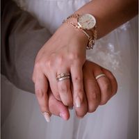📸 Publica una foto mostrando su anillo de compromiso o alianza de boda - 3