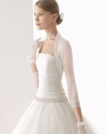 sos /super Heroe/ en peligro con el vestido de novia - 4