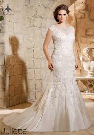 sos /super Heroe/ en peligro con el vestido de novia - 7