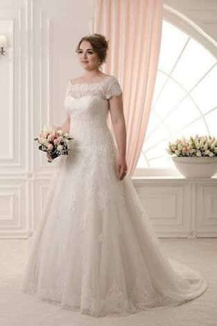 sos /super Heroe/ en peligro con el vestido de novia - 11