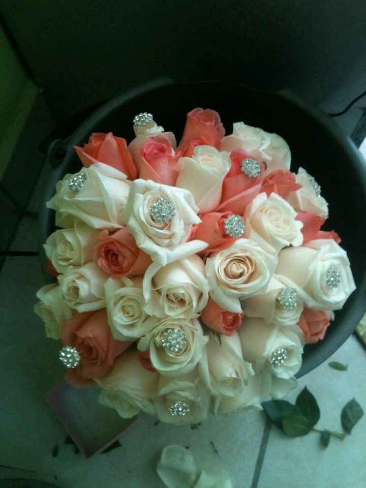 Amigas, urge me enseñen su ramo de novia!! - 1