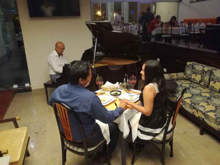 PRIMERA CENA JUNTOS