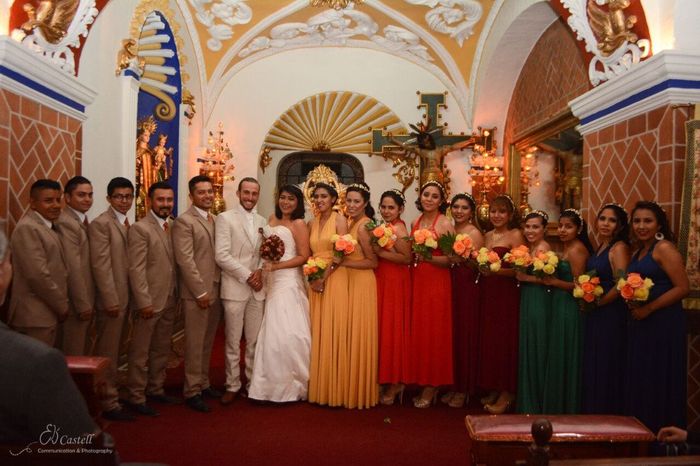 Las mias fueron de colores otoñales y los bestman en un solo tono :D