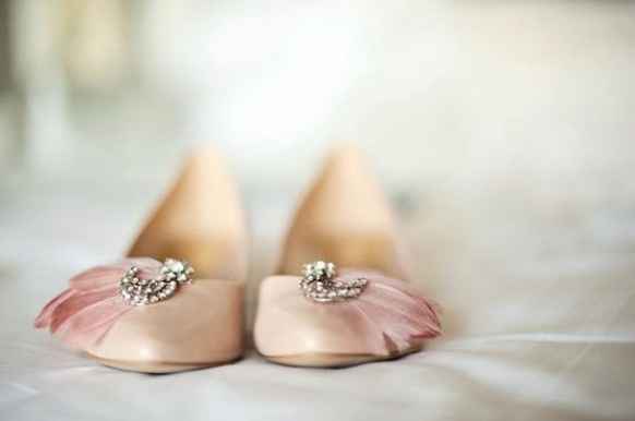 En color rosa tenue lucen tiernos.