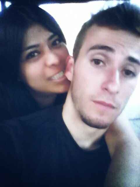 Esta fue la primer foto que nos tomamos de novios, justo cuando cumplimos el primer mes y lo celebra
