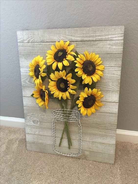 Para colocar en la pared es que vi un DYI de las flores que ponian en recepcion algo asi 
