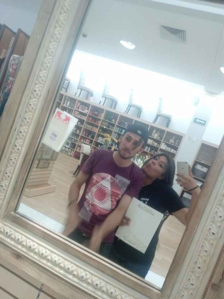 Dos horasss despuess... creo que el ya no podia mas y yo todavia con mi selfiemania jajaja