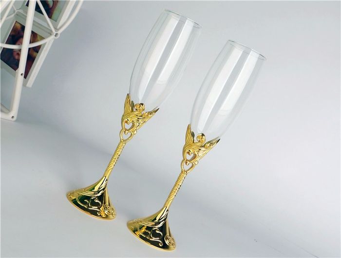 Copas con toques dorados, realmente para combinar el ivory estoy seleccionando el dorado para acceso