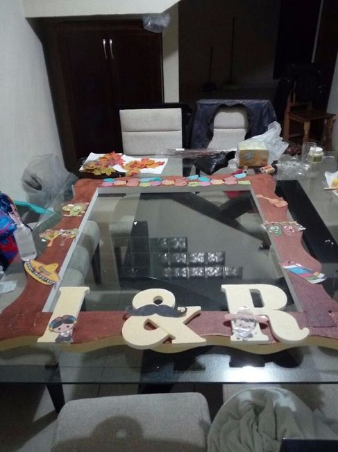 Le haran falta mas dibujitos alusivos?