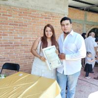 ¿Eres nueva en la comu? ¡Te regalamos un CALENDARIO de bienvenida! 📅🎁🤍 - 1