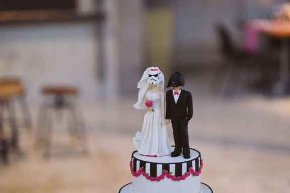 Cake topper