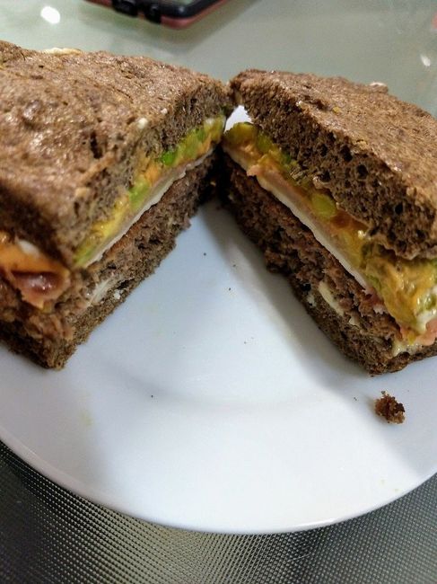 Mi platillo Master Chef - Sándwich con pan de linaza - 1