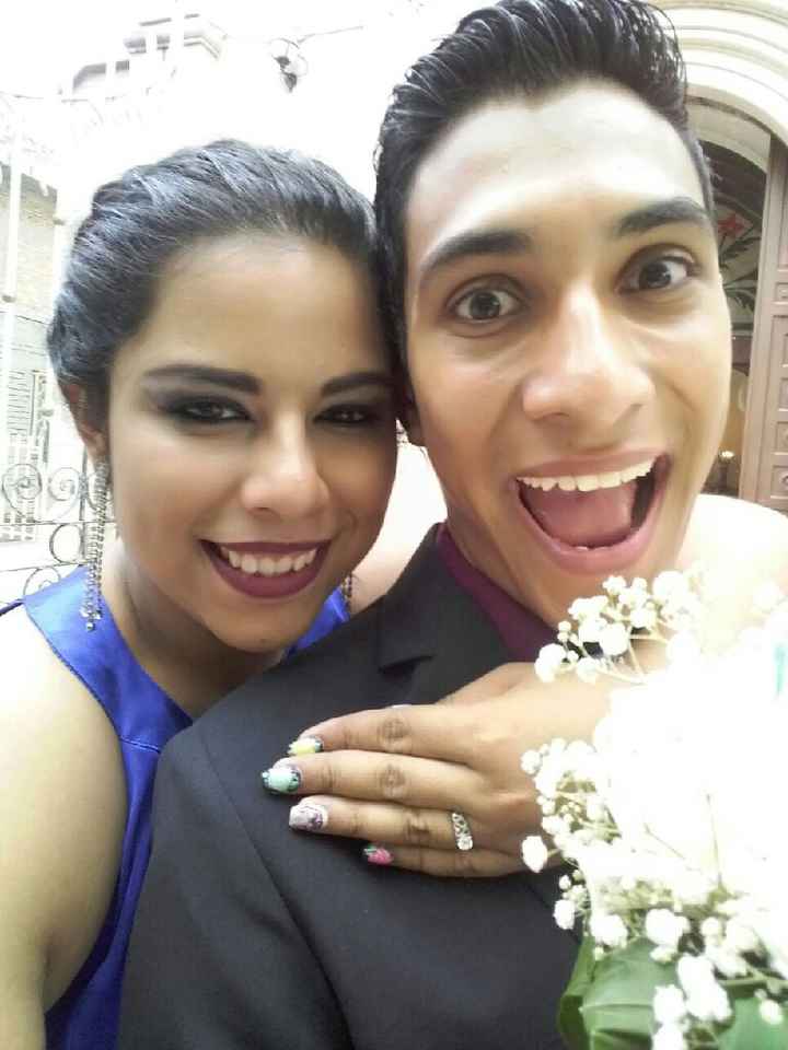 Anillo de compromiso, joyitas - 1