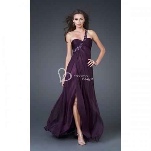 VESTIDO DE LAS DAMAS 1