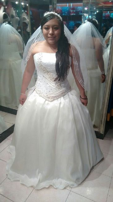 Chicas compartan su vestido de novia - 1