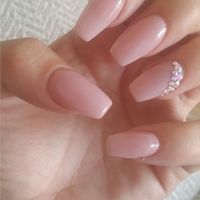 Estilo de uñas para la pedida - 1