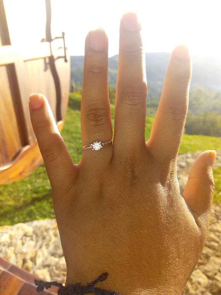 Cómo es la piedra de su anillo? 💎 - 1