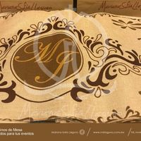 Este es el diseño que hice con nuestro logotipo de boda