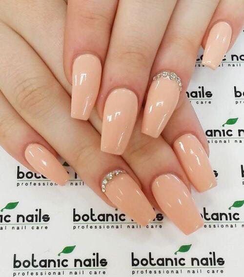 Uñas nude para día b 20