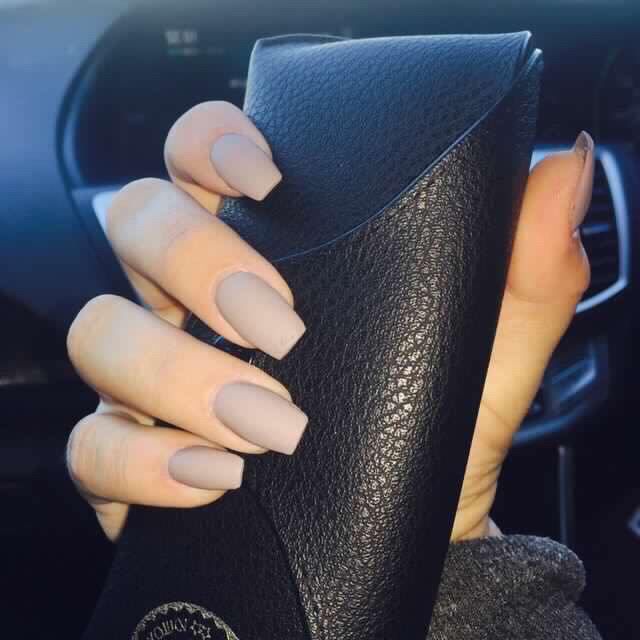 Uñas nude para día b 29
