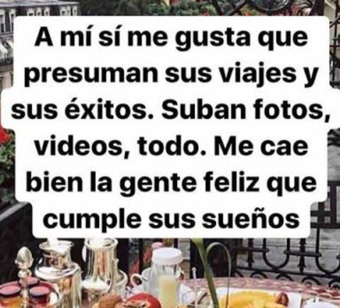 Hablar mucho sobre la boda - 1