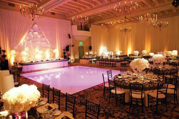 Boda en lugares cerrados 16