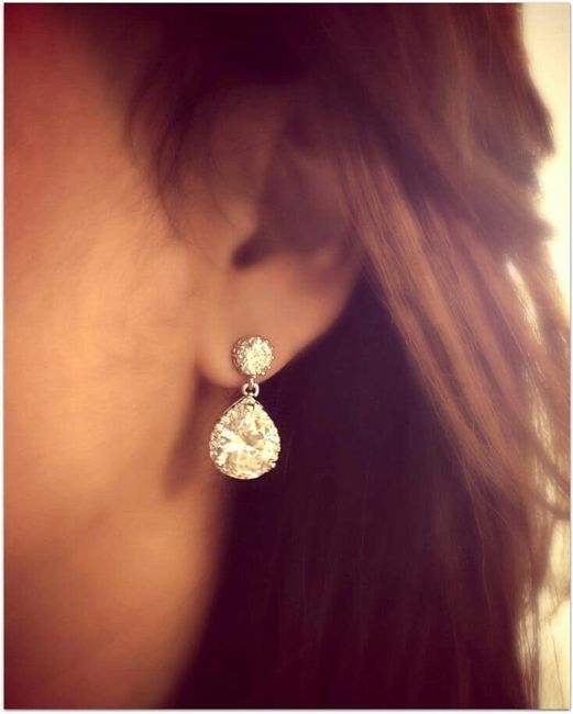 Accesorio importante, los aretes! - 17