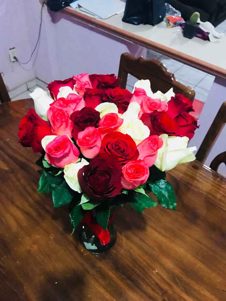 Detalles antes de la boda ¿su fm les ha mandado flores? - 1