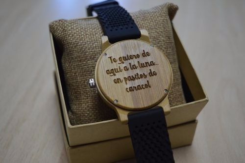 Sellar el compromiso con un reloj 7