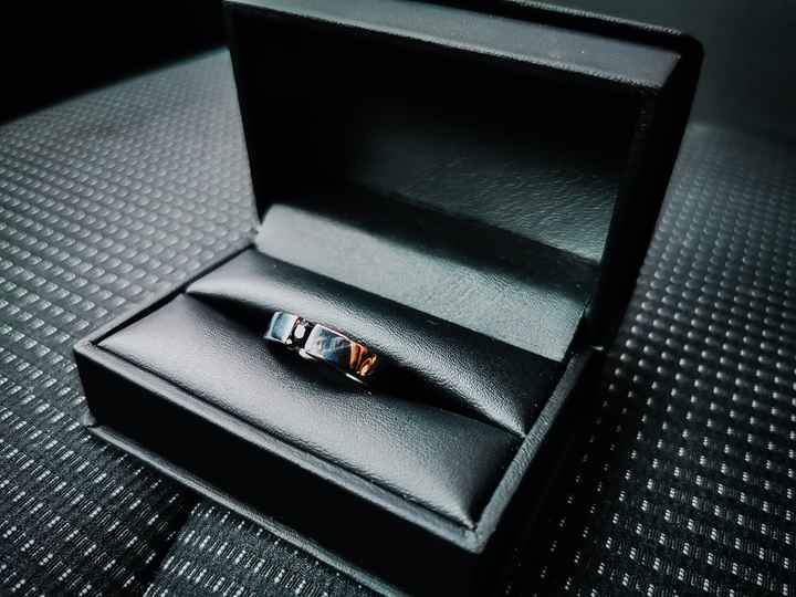 "Mi anillo de compromiso, Sergio)" - 2