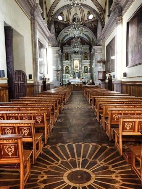 Sin nada para la boda - 1