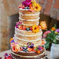 Nude cake