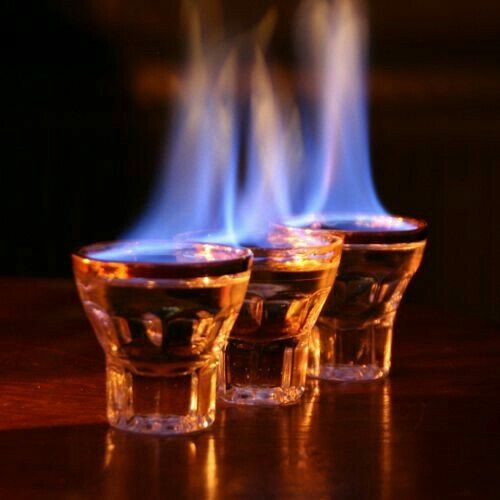 Una barra de shots/shots bar - 2