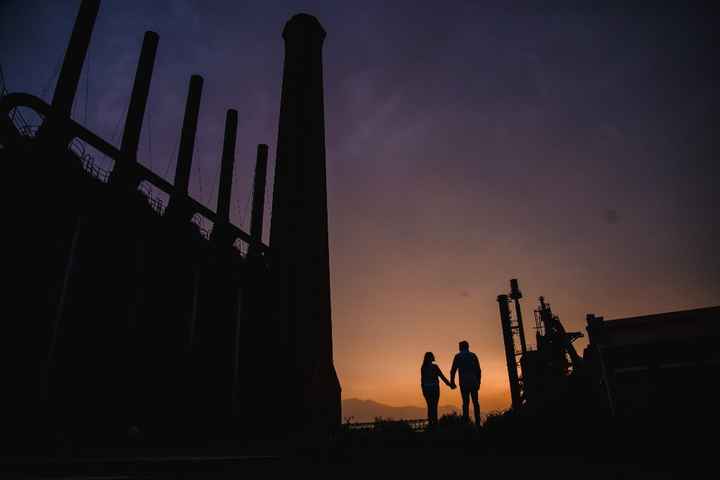 CONTEMPLANDO UN BONITO ATARDECER...