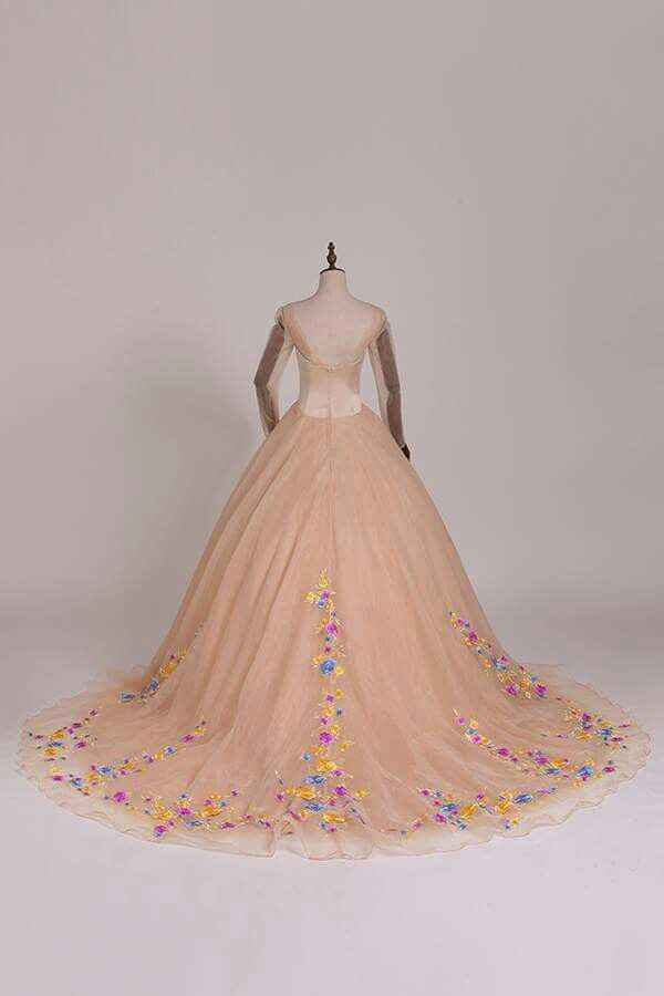 Vestido de novia al estilo cinderella - 1
