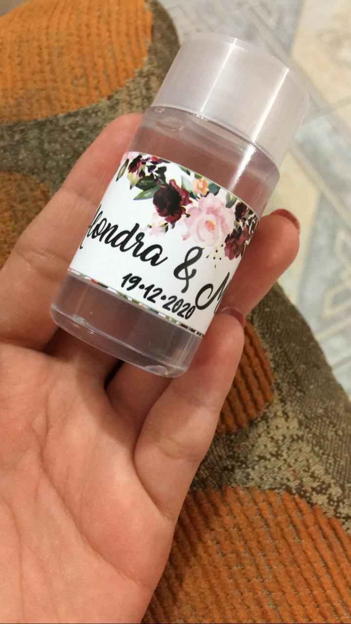 Ayuda! Etiquetas para gel anibacterial - 1