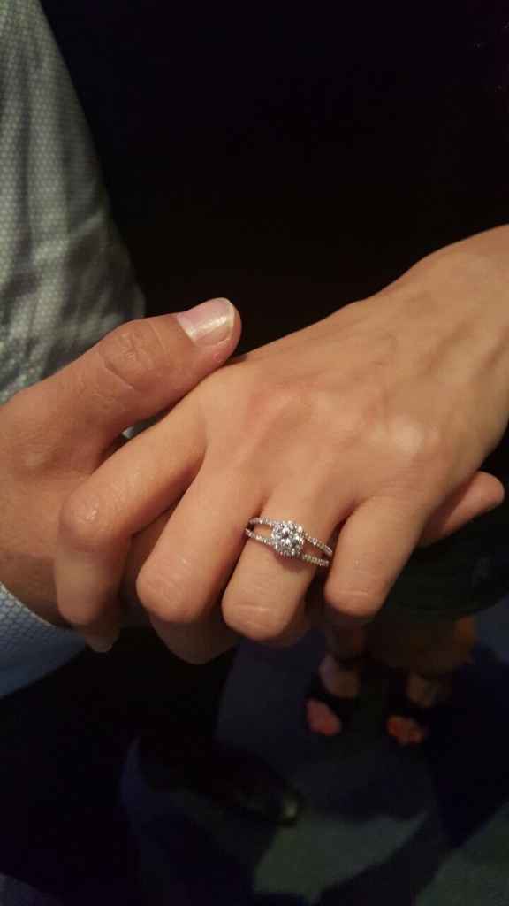 Chicas presumen sus anillos de compromiso!!!!  el mio ya lo mande hacer cuando lo tenga listo lo ens