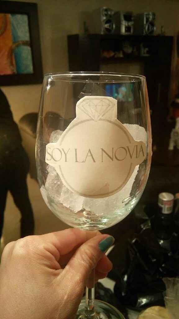 Presentación entre damas y detalles - 4