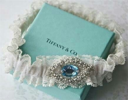 Como puedo meter el color azul, si mi boda sera en blanco con detalles rosa claro? - 2
