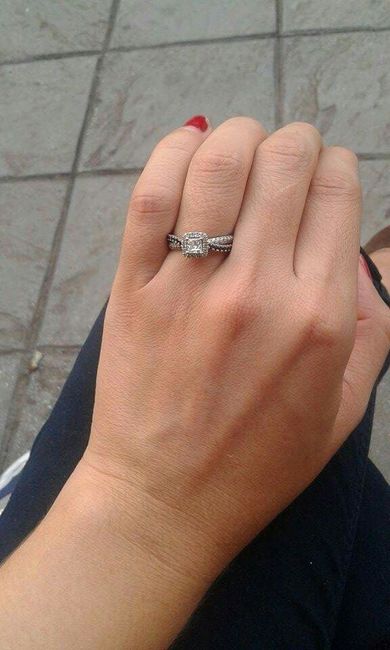 Como portas tu anillo de compromiso? - 1