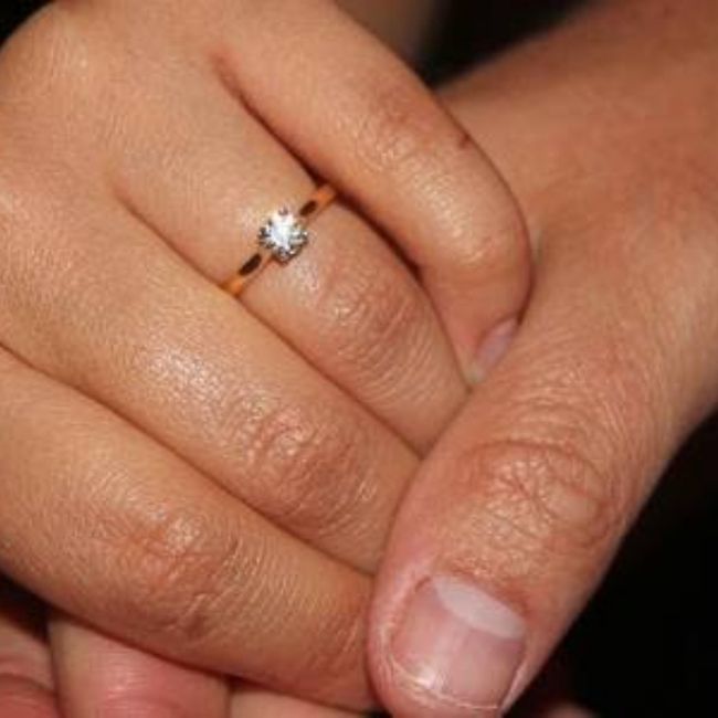 Mi anillo de compromiso, Sandra - 1